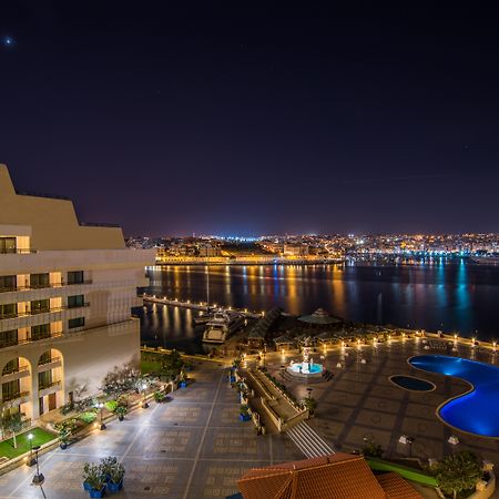 Grand Hotel Excelsior Floriana Exterior photo The Nile River at night