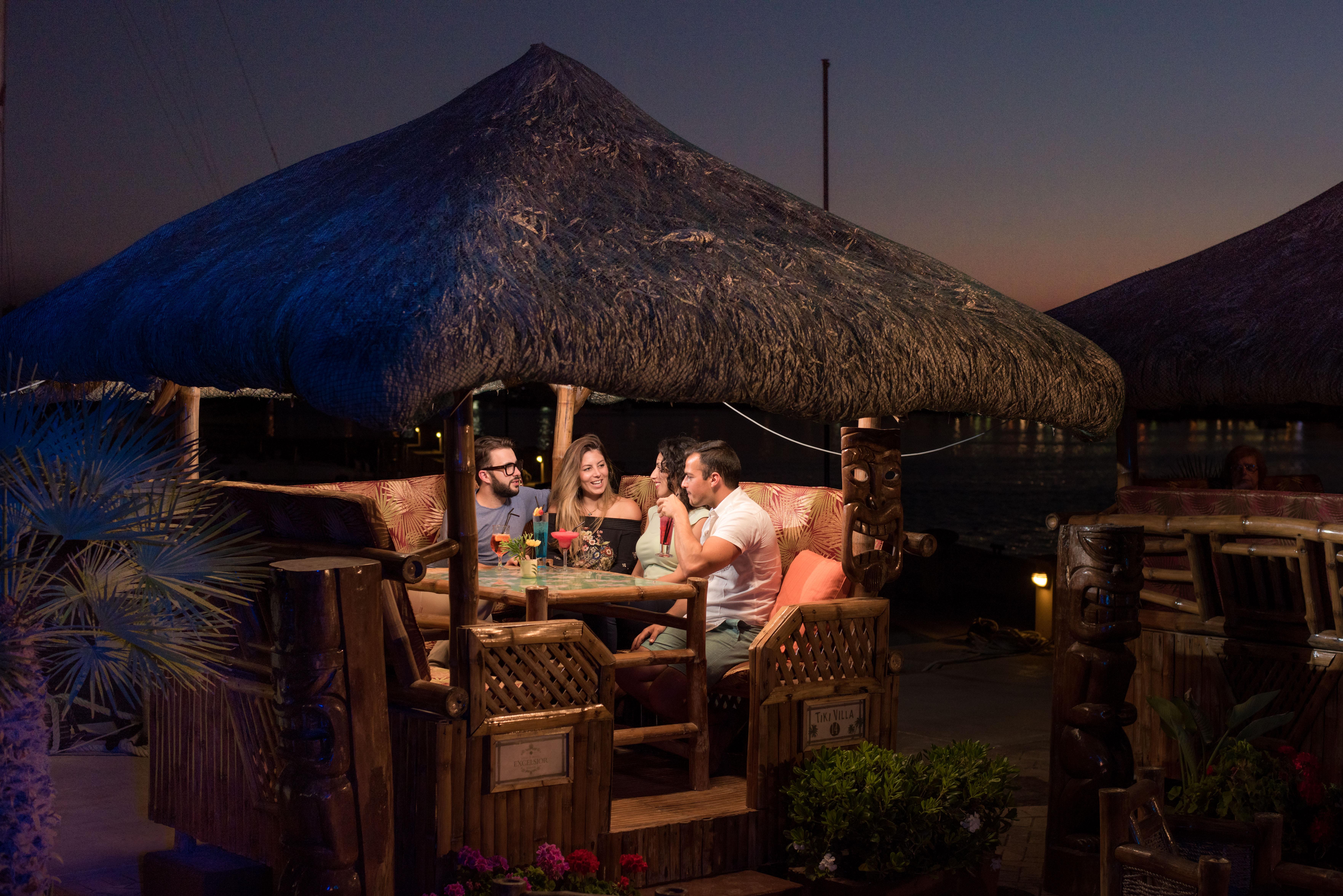 Grand Hotel Excelsior Floriana Exterior photo The Beach Bar